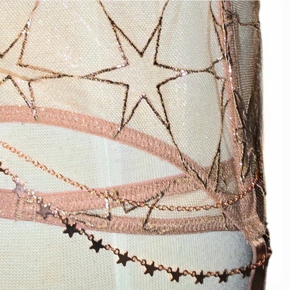 🆕Victoria's Secret Rose Gold Starstruck Bombshell, Garter & Thong - 32D/XS-S/S - Picture 9 of 16